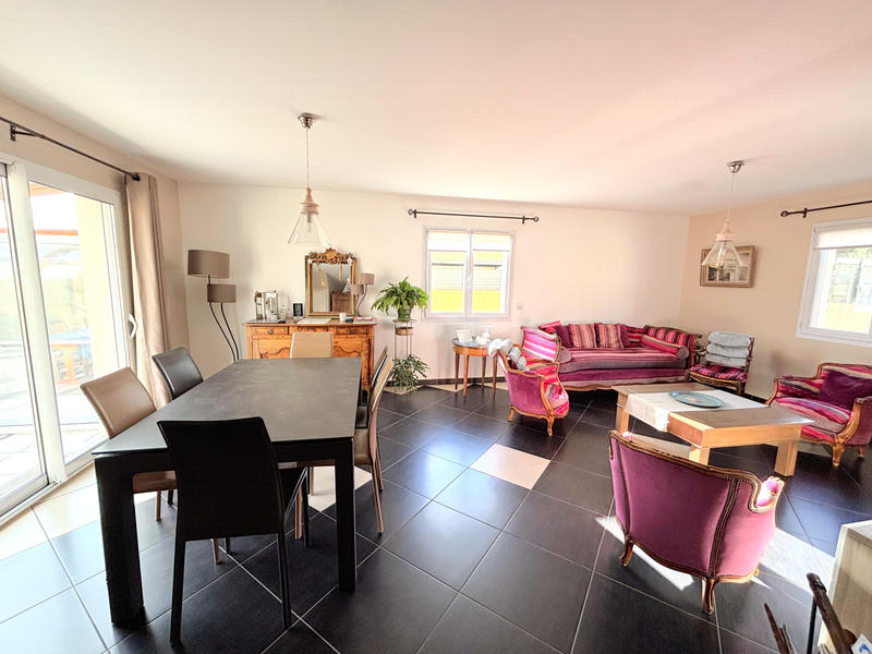 Maison - 105 m² - 5 pièces