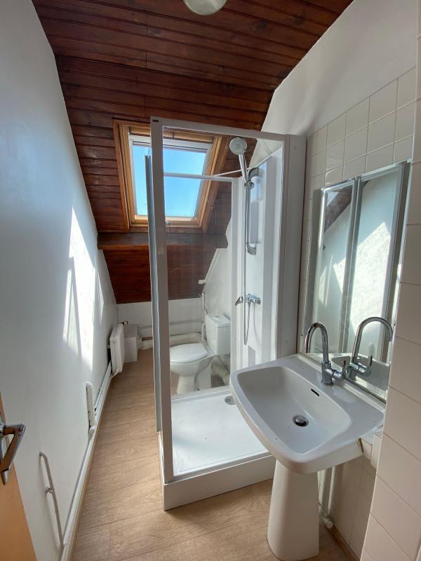 Maison - 182 m² - 10 pièces