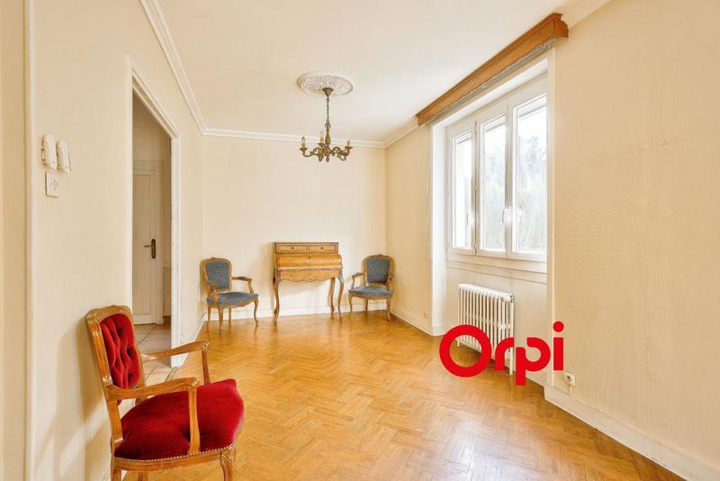 Maison - 110 m² - 6 pièces