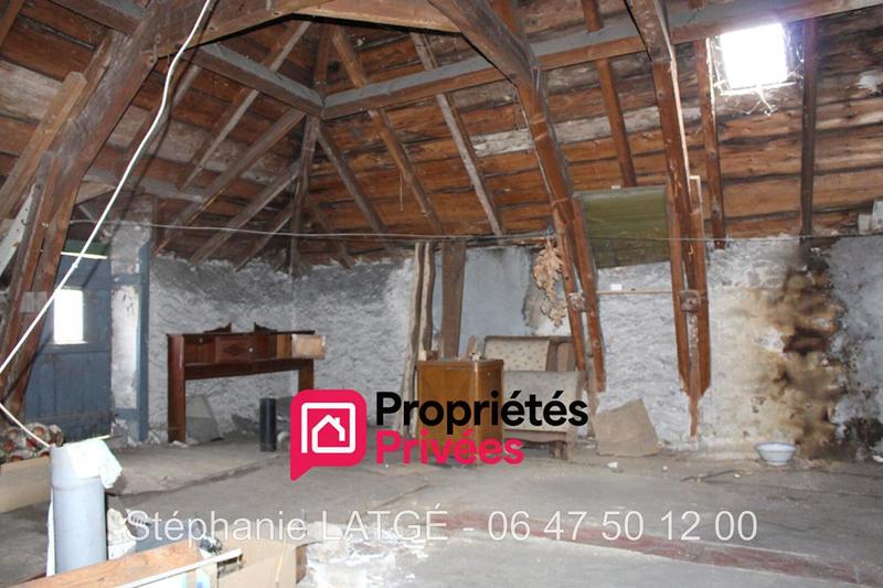 Maison - 96 m² - 6 pièces