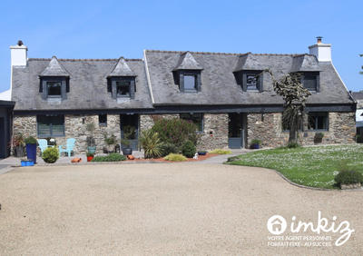 Maison - 188 m² - 9 pièces