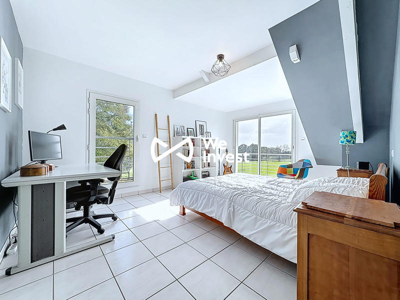 Maison - 253 m² - 8 pièces