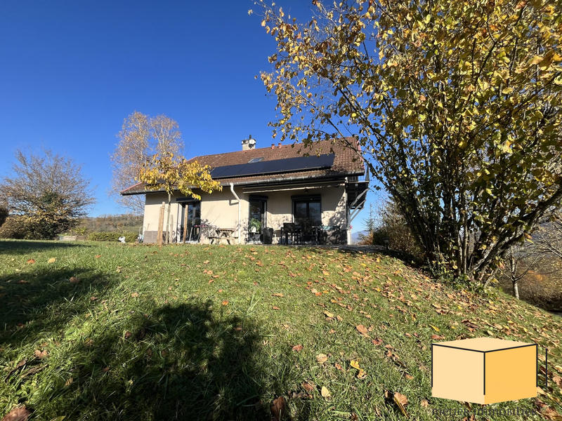 Villa - 165 m² - 6 pièces