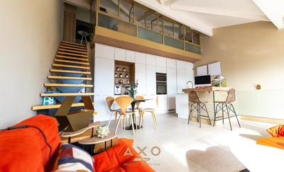 Appartement - 99 m² - 4 pièces