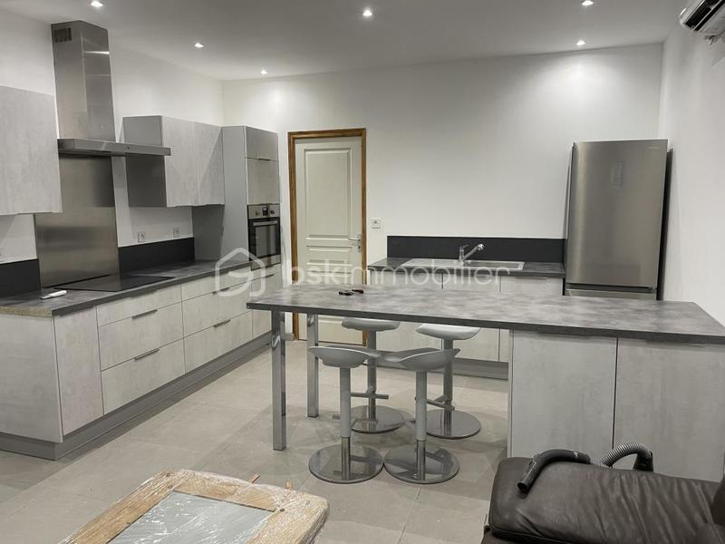 Immeuble - 200 m² - 8 pièces