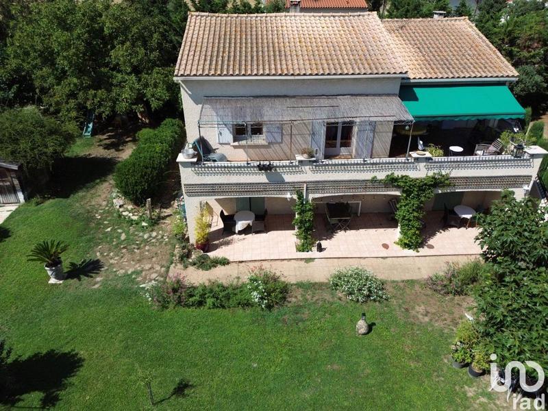 Maison - 195 m² - 6 pièces