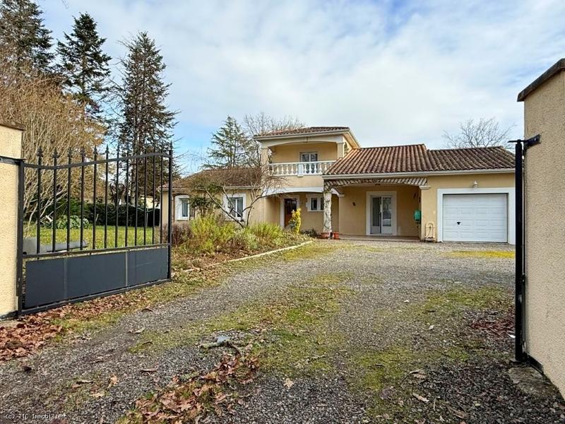 Villa - 165 m² - 6 pièces