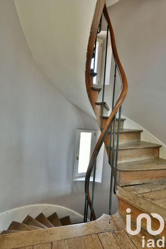 Maison - 195 m² - 6 pièces