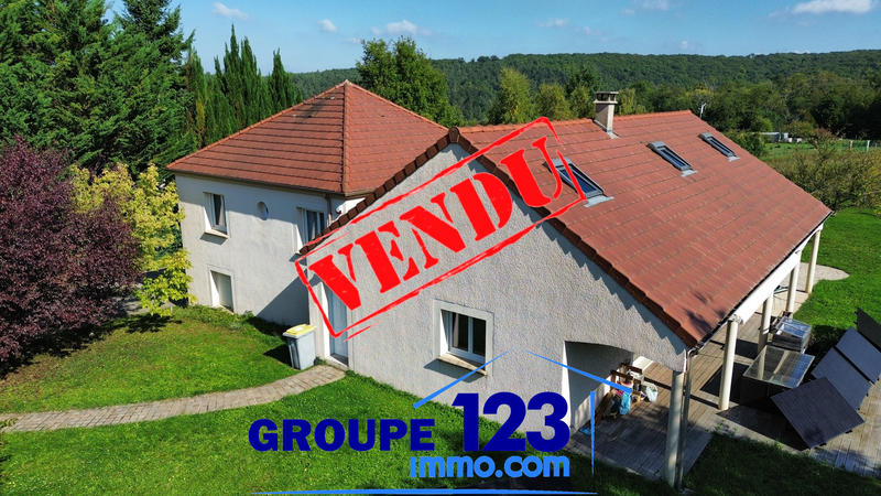 Maison - 184 m² - 7 pièces