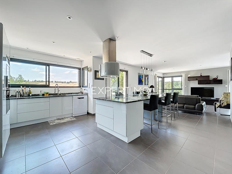 Villa - 153 m² - 5 pièces