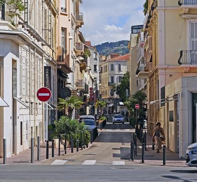 Appartement - 90 m² - 3 pièces