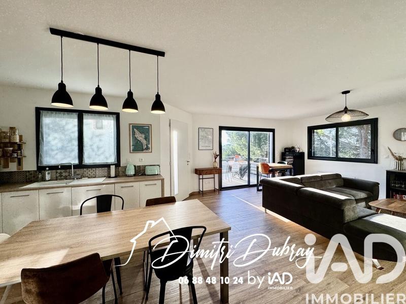 Maison - 90 m² - 4 pièces