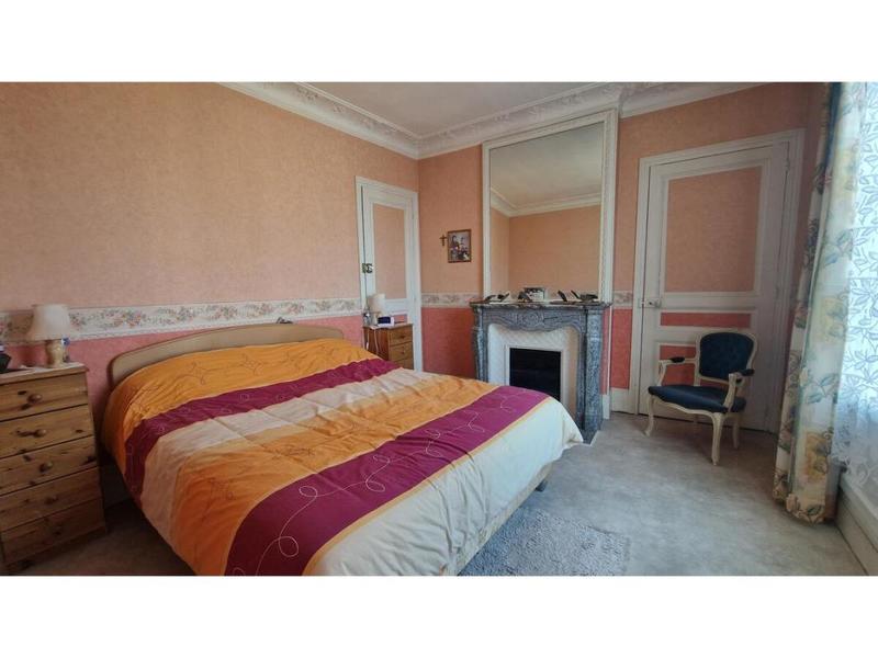 Maison - 268 m² - 10 pièces