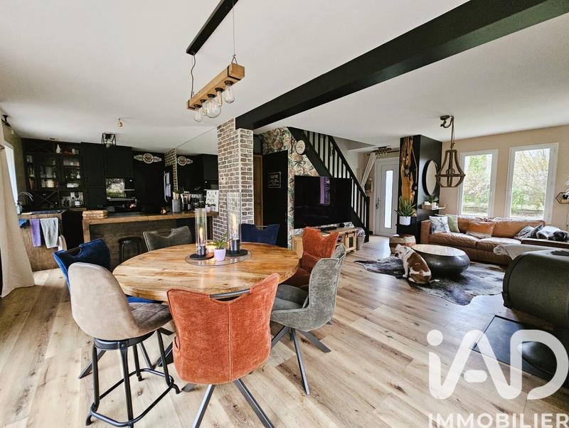 Maison - 140 m² - 7 pièces