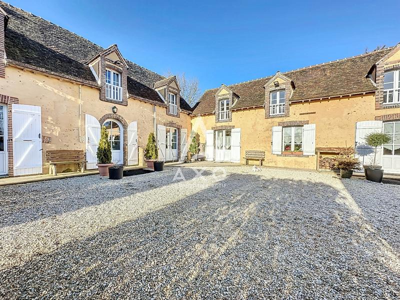 Longère - 250 m² - 6 pièces