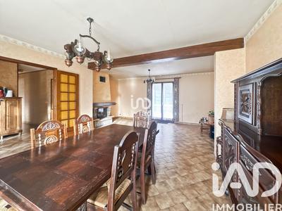 Maison - 157 m² - 6 pièces