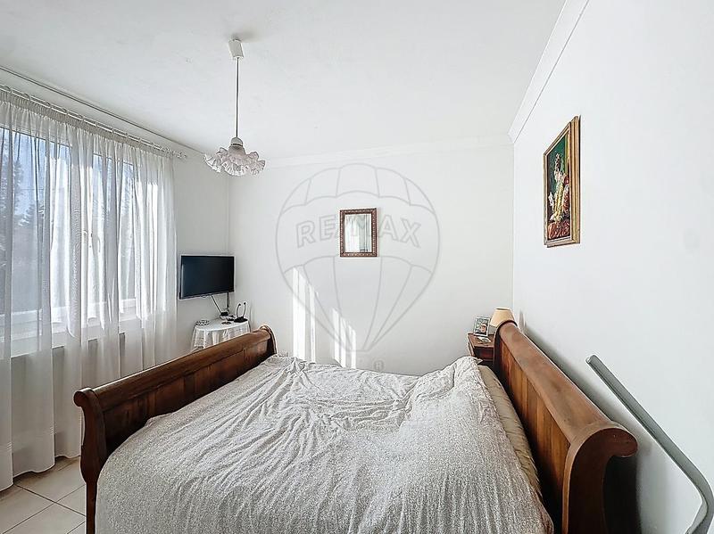 Maison - 99 m² - 5 pièces