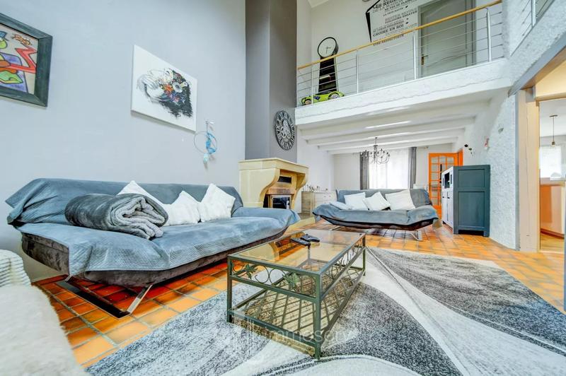 Maison - 138 m² - 6 pièces