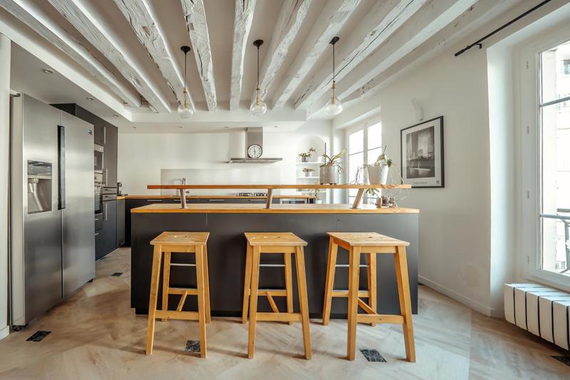 Appartement - 100 m² - 4 pièces