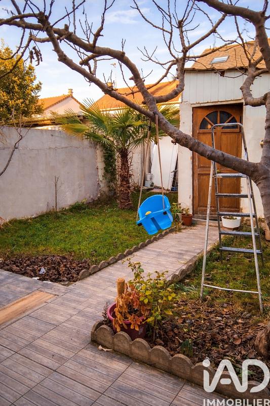 Maison - 93 m² - 5 pièces