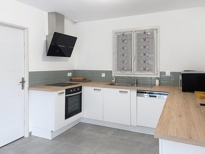 Maison - 90 m² - 5 pièces