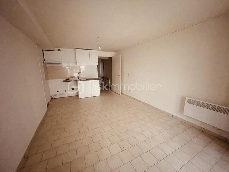 Studio - 28 m² - 1 pièce
