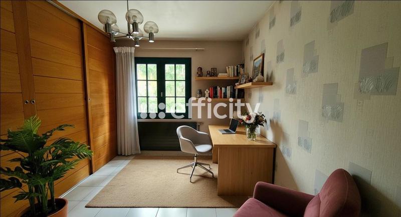 Maison - 150 m² - 5 pièces