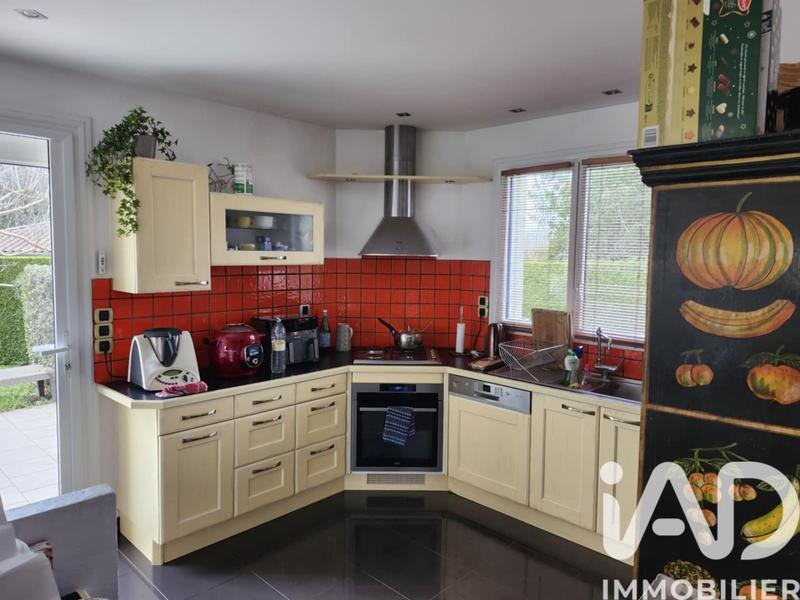 Maison - 149 m² - 8 pièces