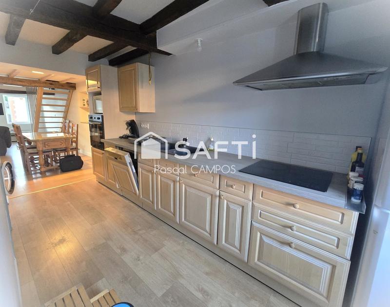 Maison - 90 m² - 5 pièces