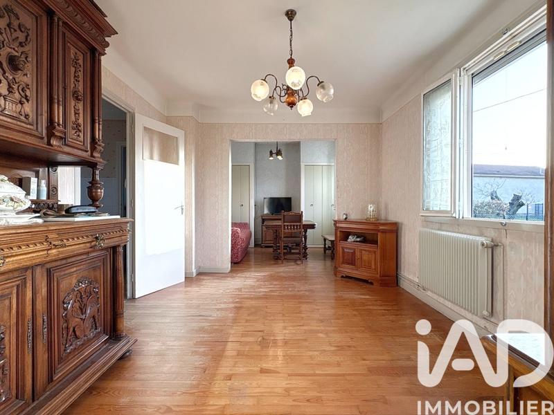 Maison - 90 m² - 4 pièces