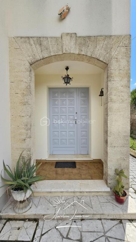 Maison - 195 m² - 6 pièces