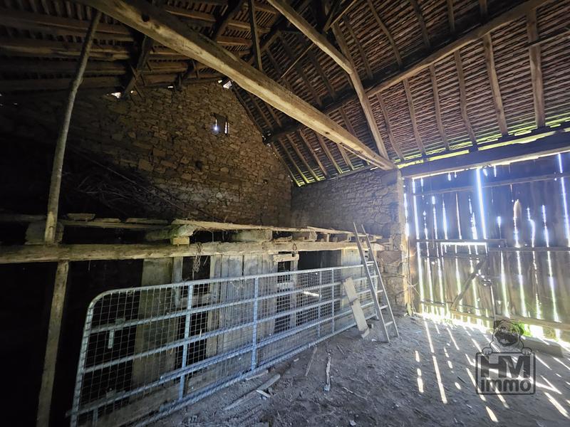 Local commercial - 85 m² - 4 pièces