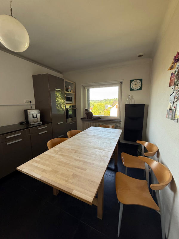 Maison - 240 m² - 7 pièces