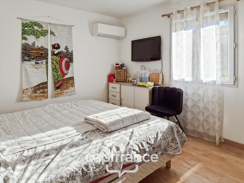 Villa - 160 m² - 8 pièces