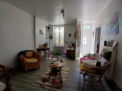 Maison - 141 m² - 7 pièces