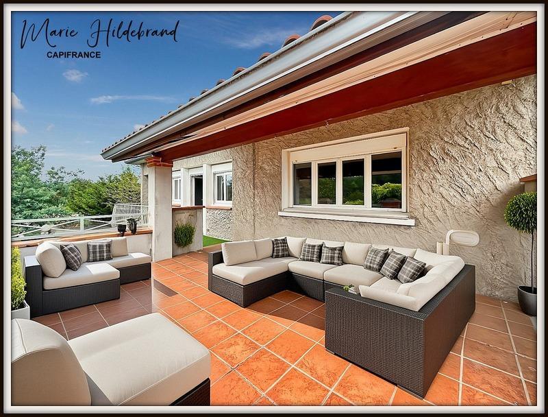 Maison - 167 m² - 7 pièces