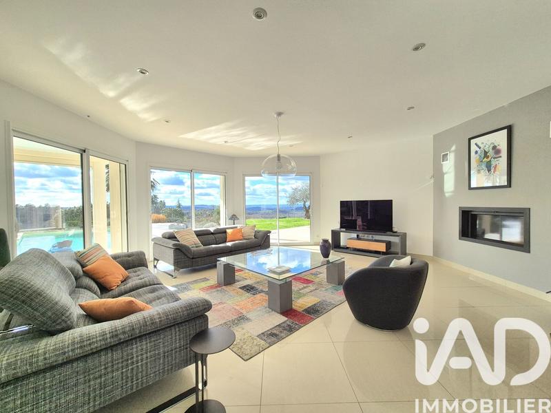 Maison de maîtres - 356 m² - 9 pièces