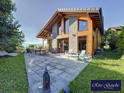 Maison - 345 m² - 7 pièces