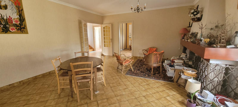 Maison - 142 m² - 7 pièces