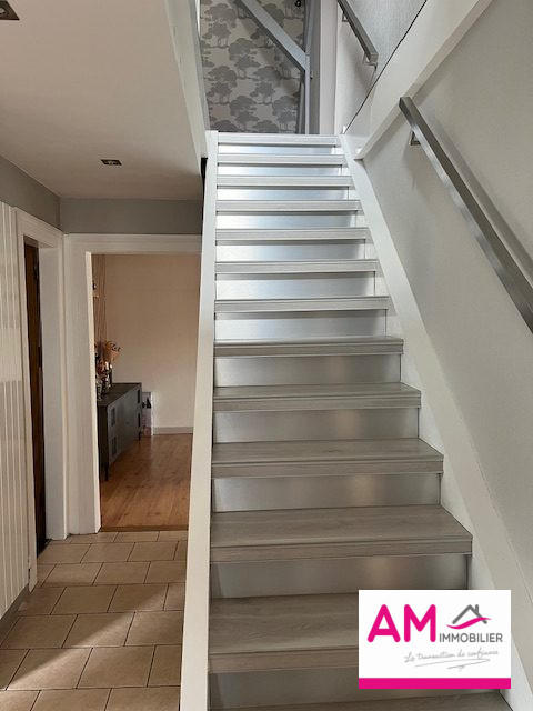 Maison - 145 m² - 6 pièces