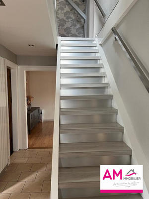 Maison - 145 m² - 6 pièces