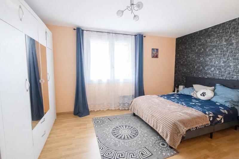 Maison - 102 m² - 5 pièces