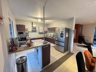 Maison - 145 m² - 6 pièces