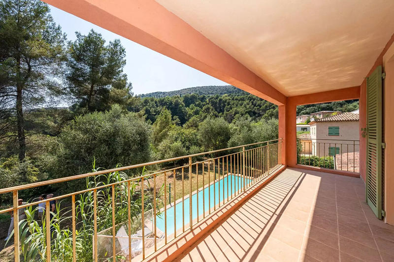 Maison - 139 m² - 5 pièces