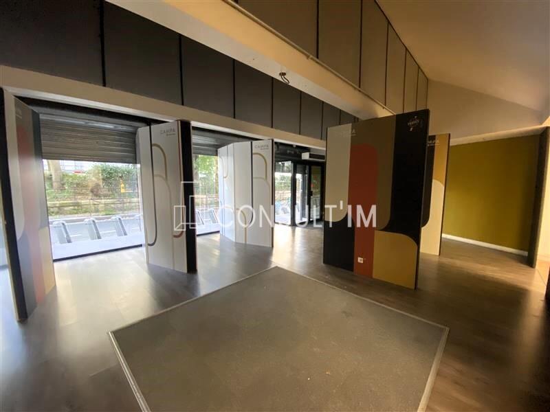 Local commercial - 190 m²