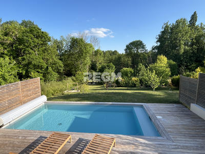 Maison - 166 m² - 6 pièces