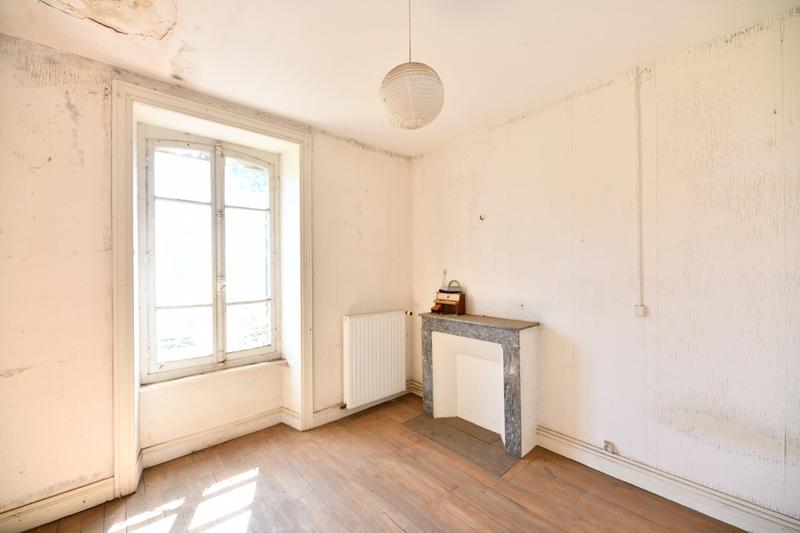 Maison ancienne - 185 m² - 8 pièces