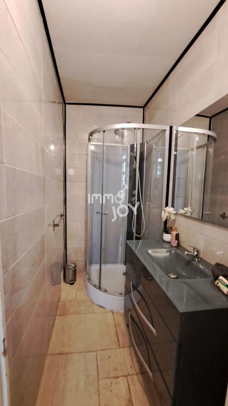 Appartement - 93 m² - 4 pièces