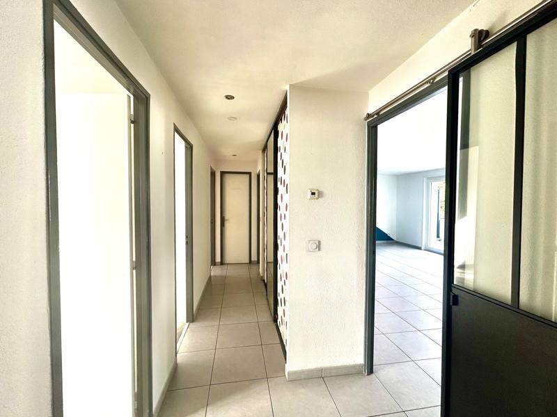 Appartement - 77 m² - 4 pièces