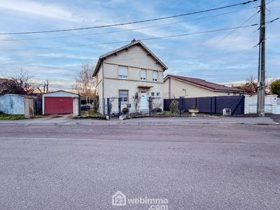 Maison - 95 m² - 4 pièces